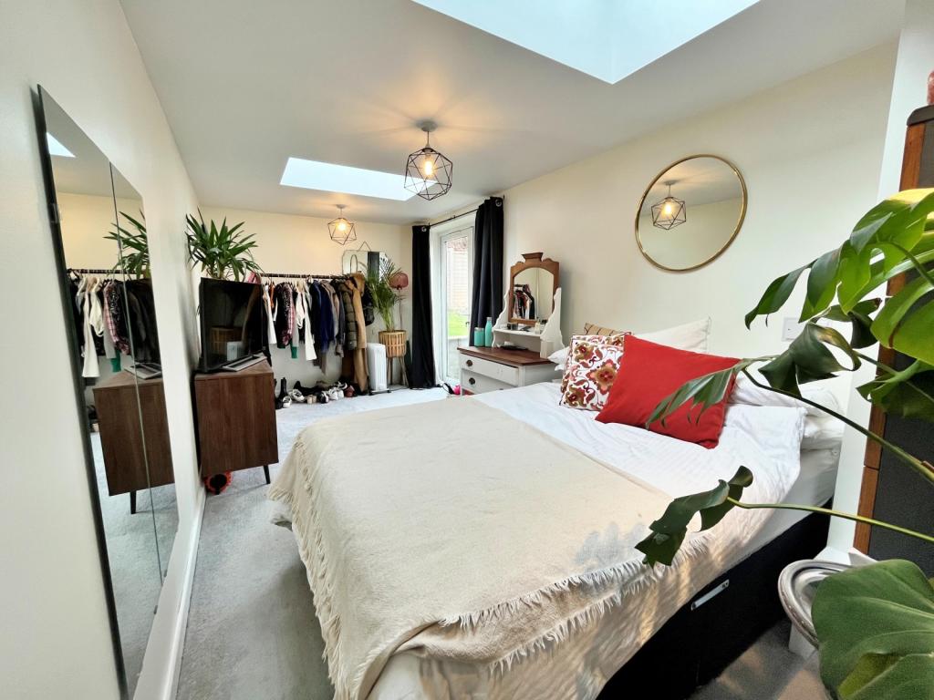 Family Room/Bedroom 