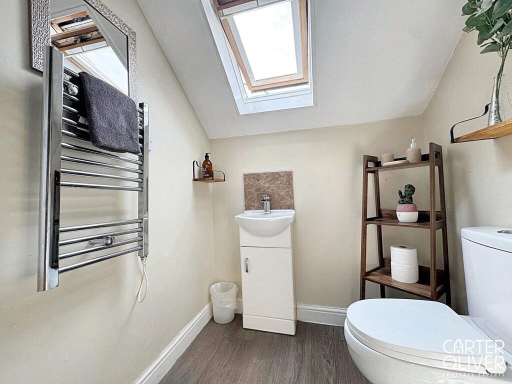 BEDROOM 2 ENSUITE