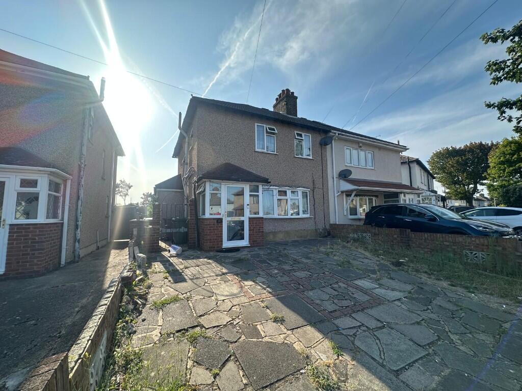 Wallace Road, Grays, Essex, RM17