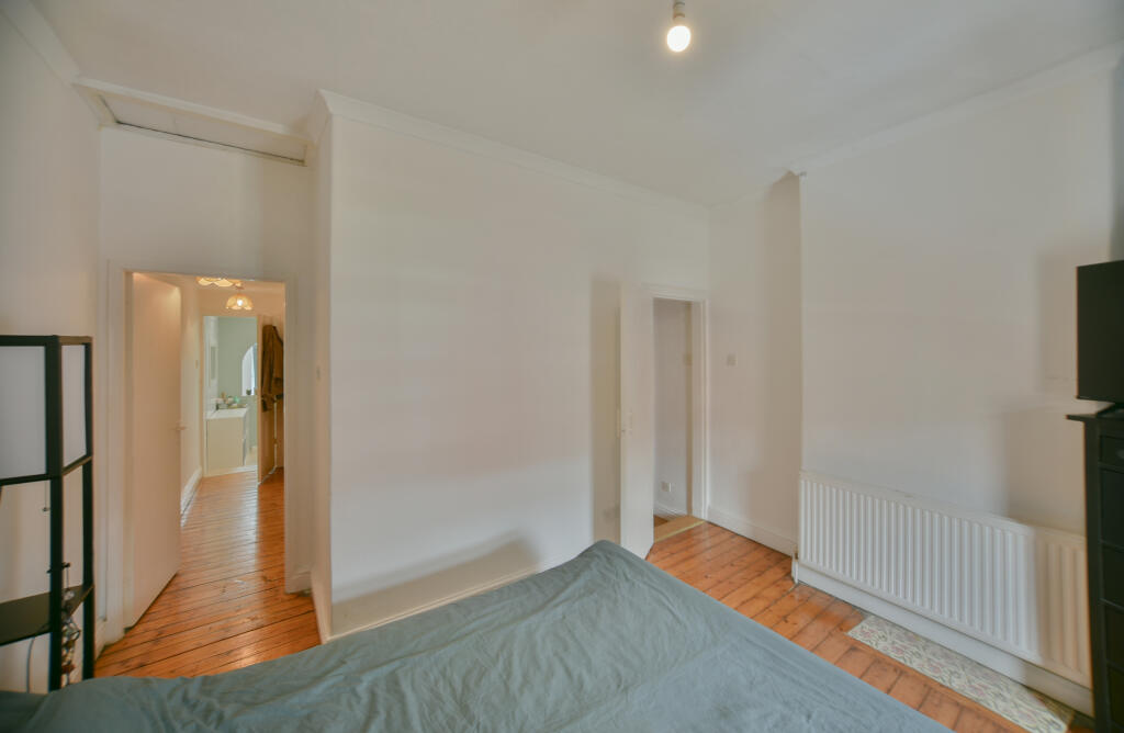 listing_831107_0007_1206e4d8