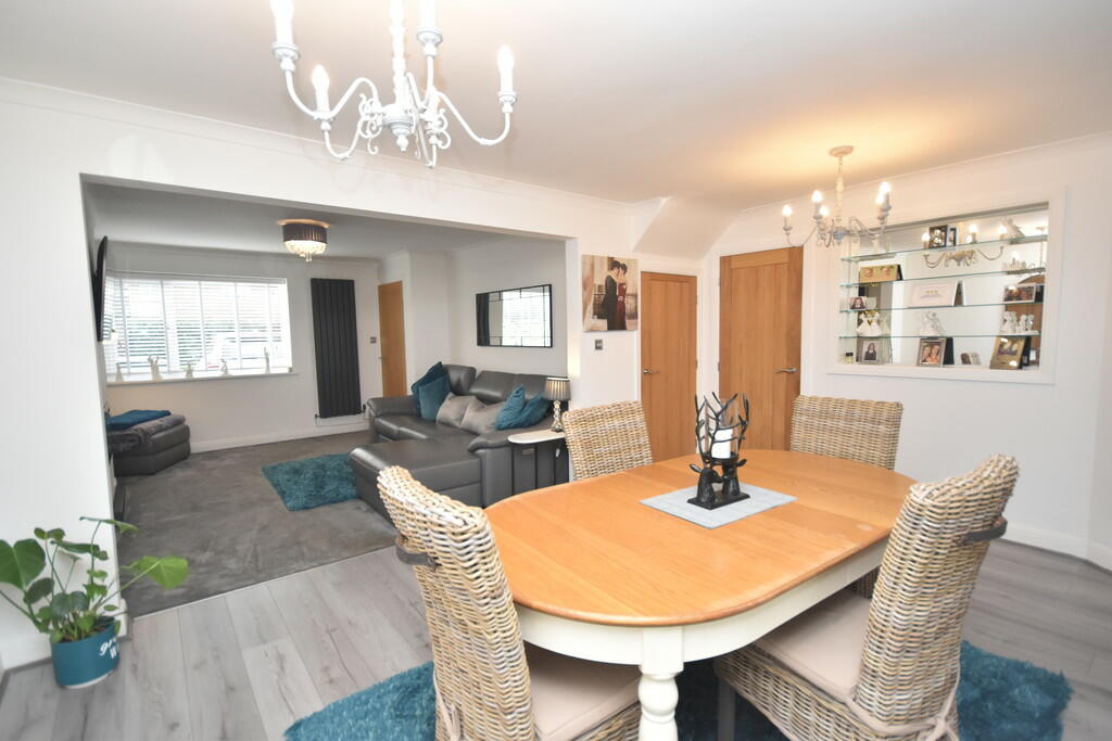 Dining Room/Loung...