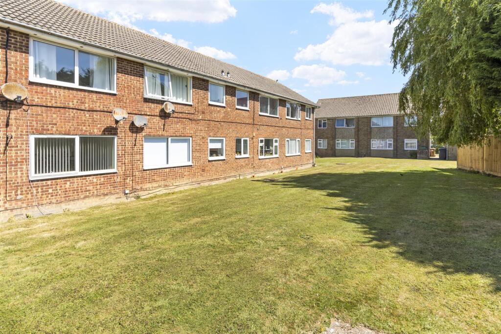 Rear Communal Garden