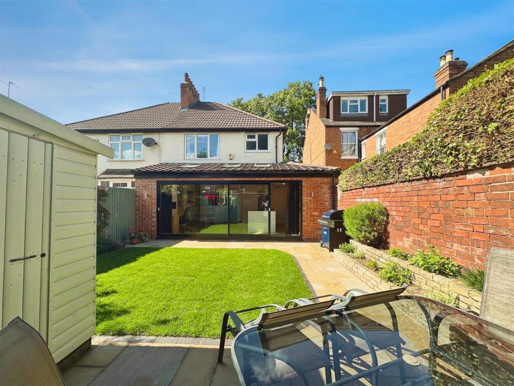 491a6078--4254-8035-24AEA5C30916-36581-0000298521F