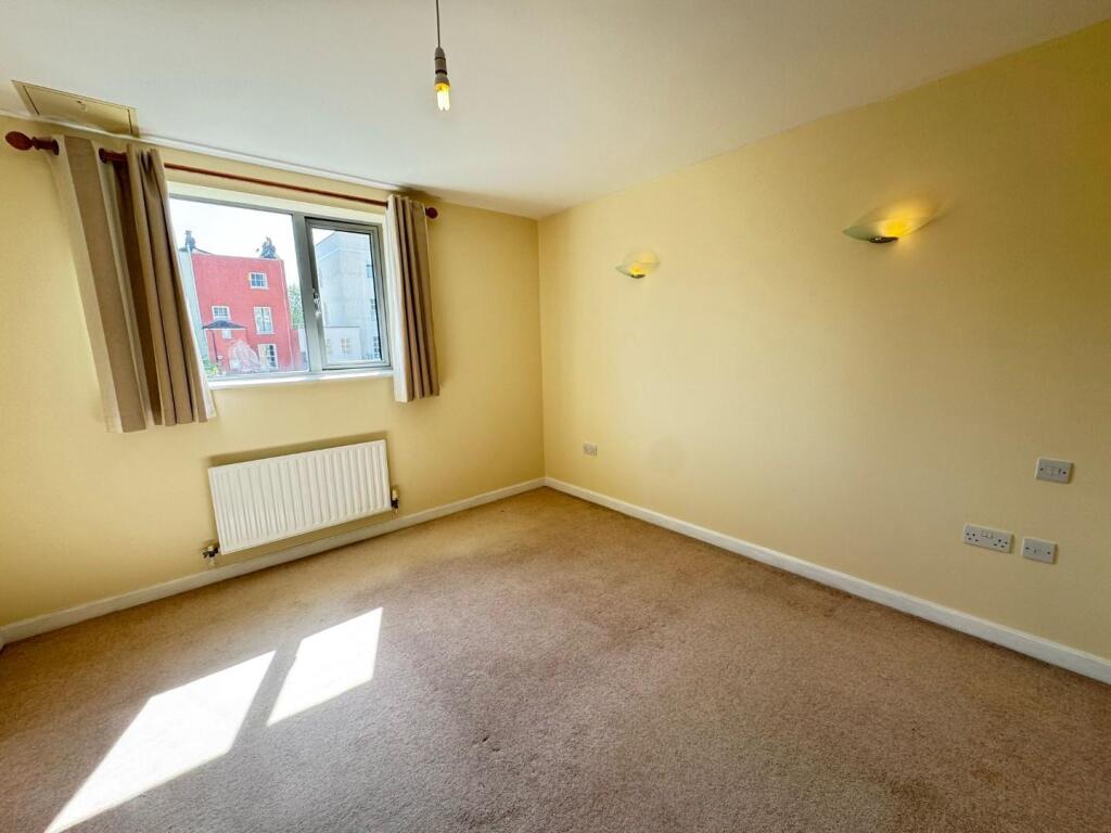 Bedroom (1).jpeg