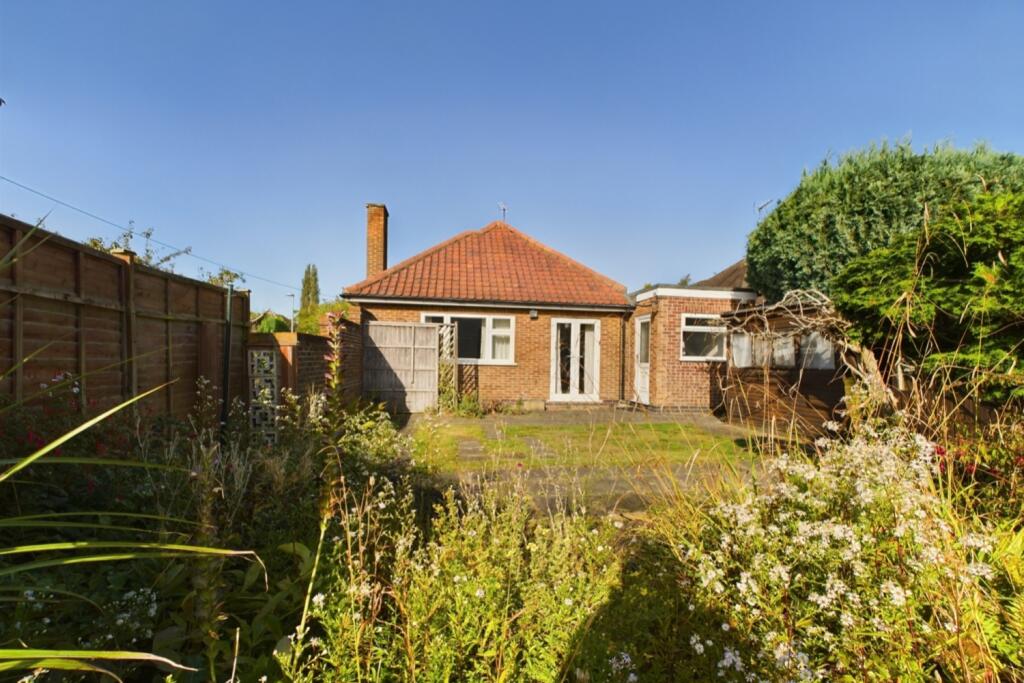 CAM01934G0-PR0110-STILL008