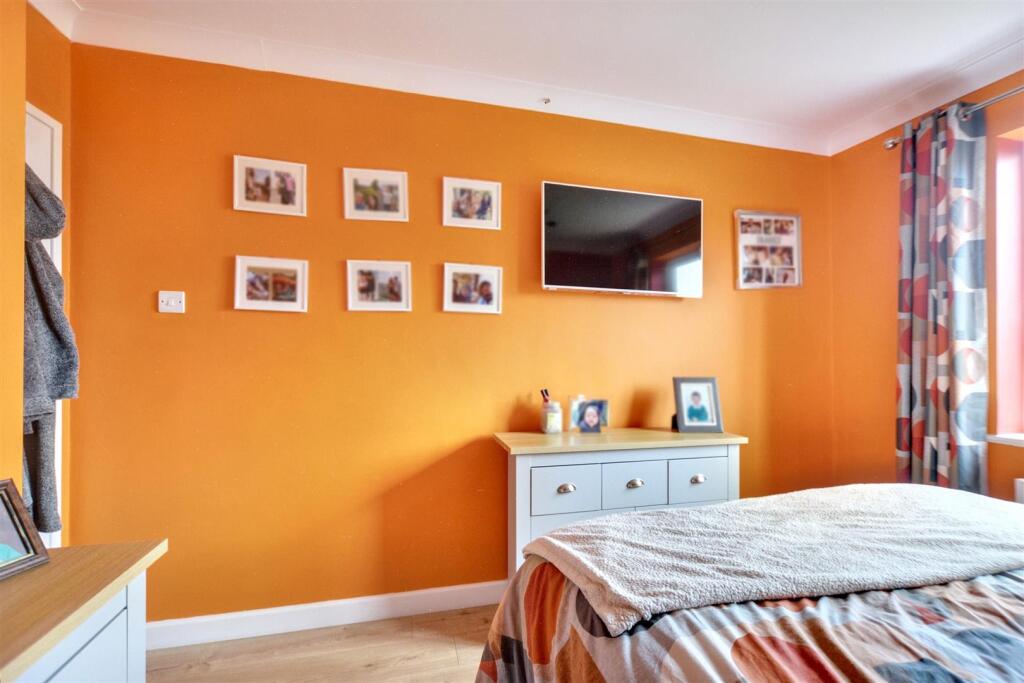 Bedroom 2_3.jpeg