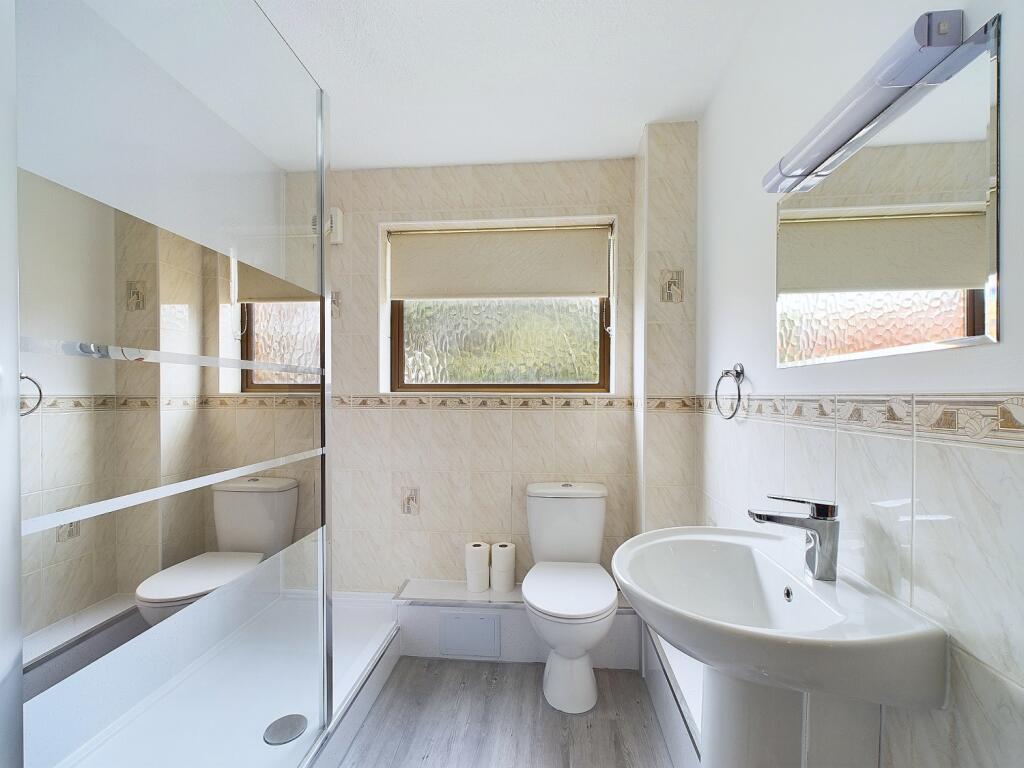 CAM01909G0-PR0168-STILL005