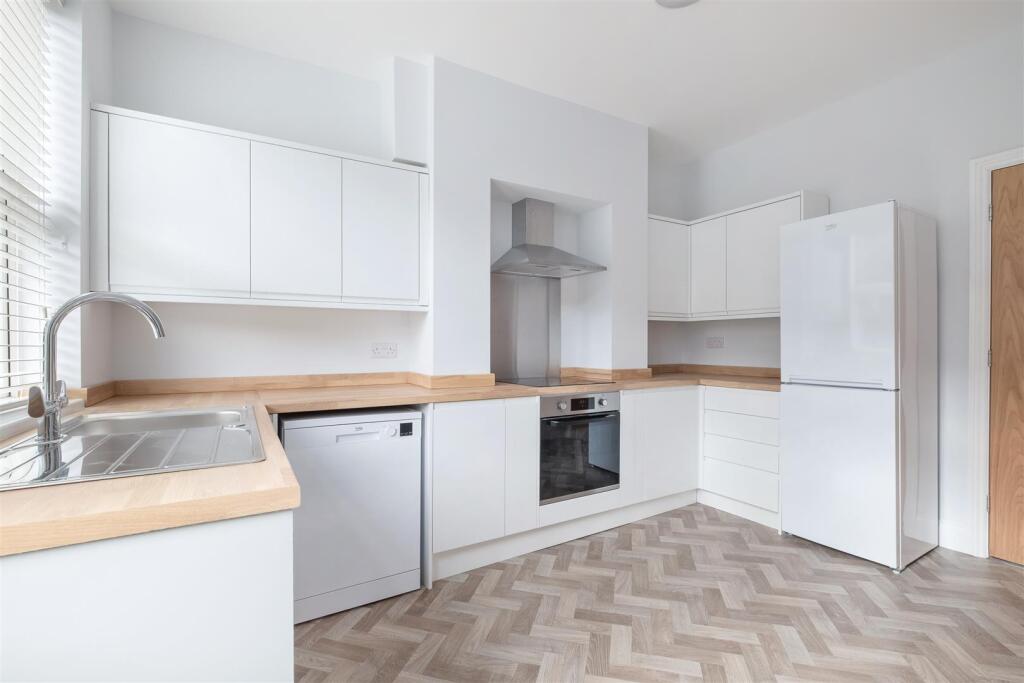 untitled (8 of 14).jpg