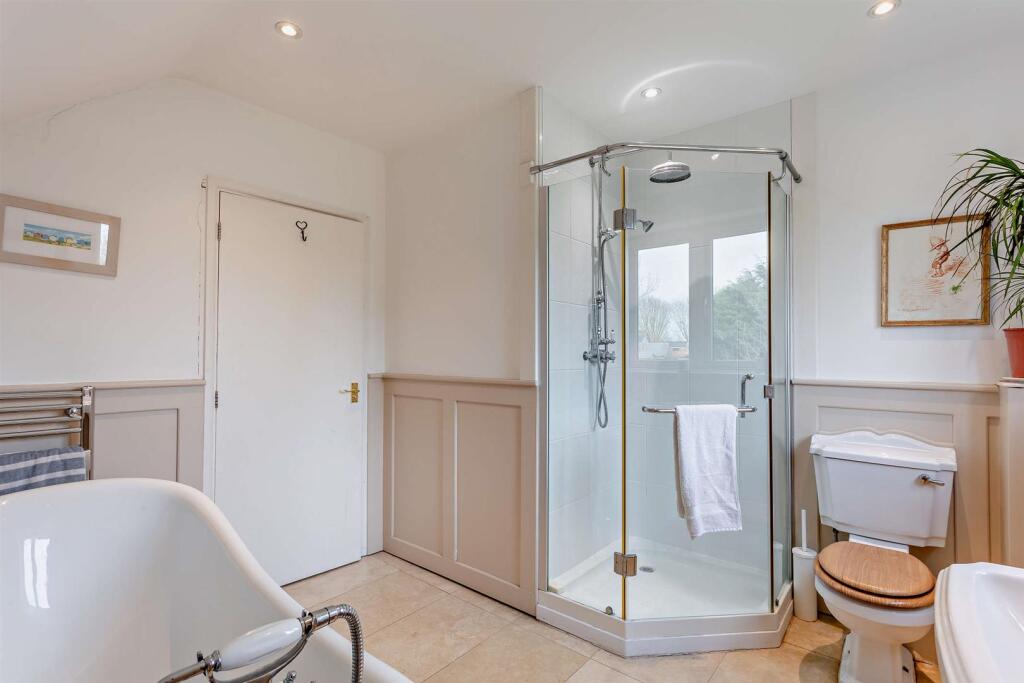 8632303-interior21-800.jpg