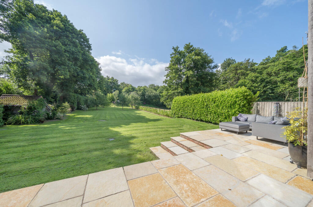 1334149-8-6891e29...