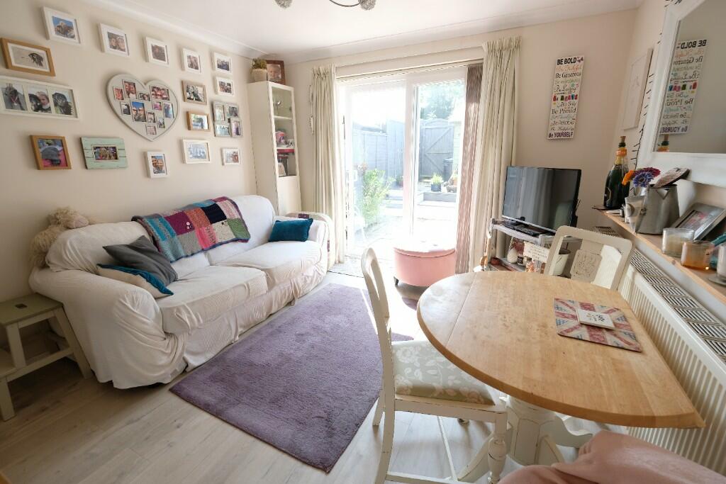 SITTING AREA