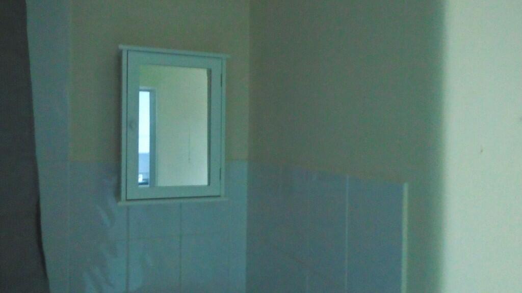 Bathroom cabinet