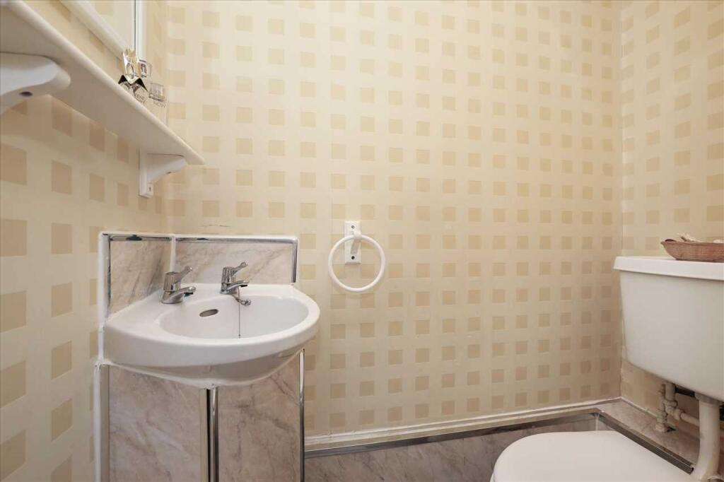 Lower Level WC
