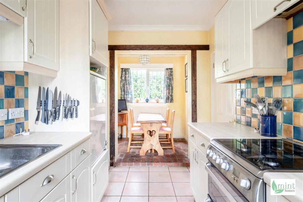 Burwood Road (watermark)-30.jpg