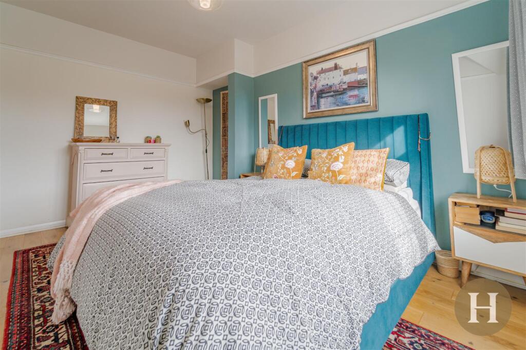 Hadleigh Estate Agents-27.jpg