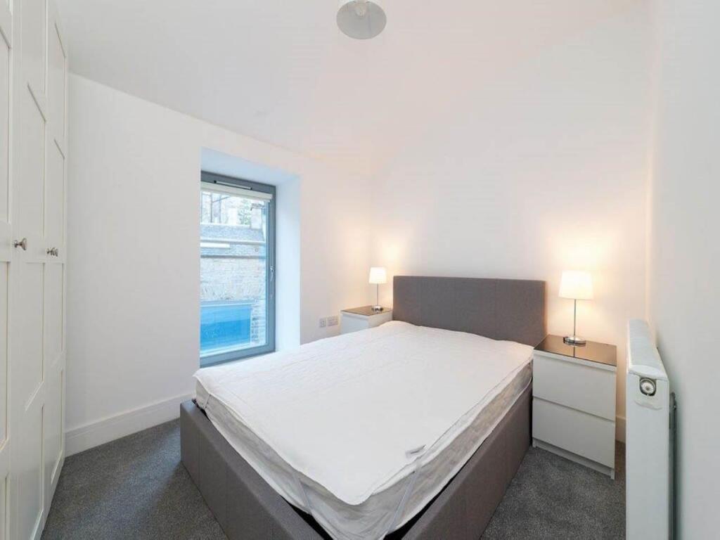 25-Bedroom1-01