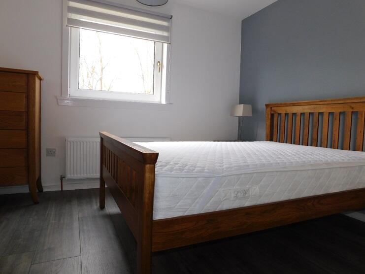 5214-20210420111425-aa-bughtlin-loan-edinburgh-bedroom2