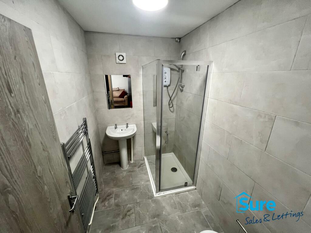 Shower Room 2