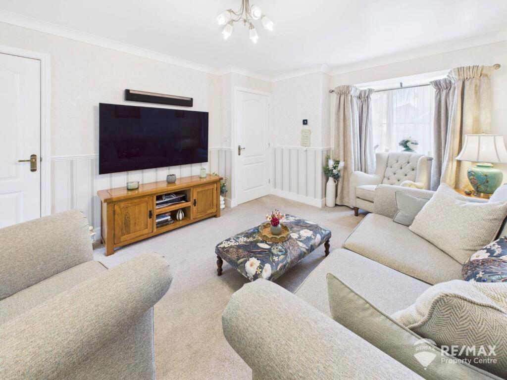 Living Room (Second).jpg