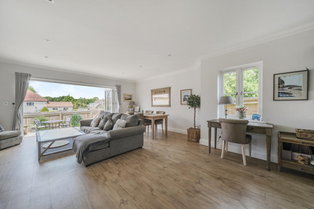 1302473-6-683da53...