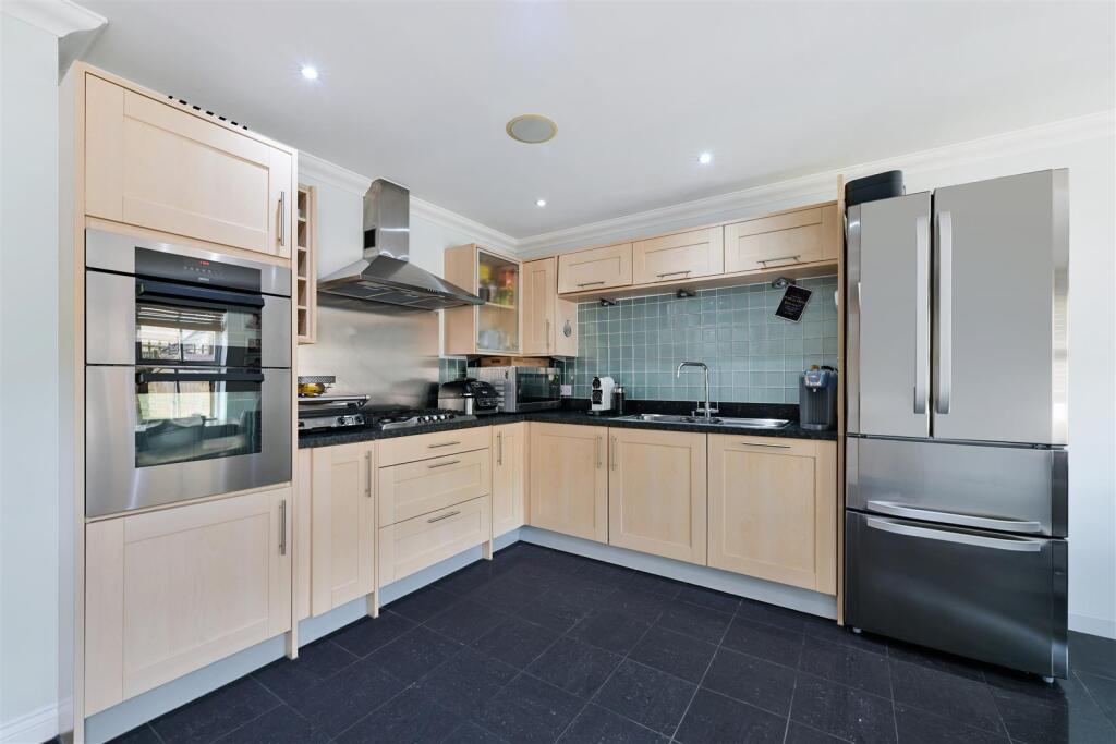 CAVENDISH WALK (9).jpg