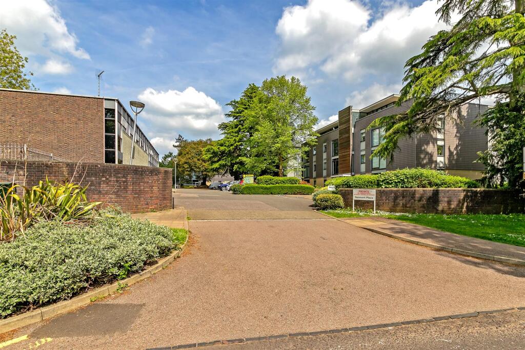 2MartinCourt-1.jpg