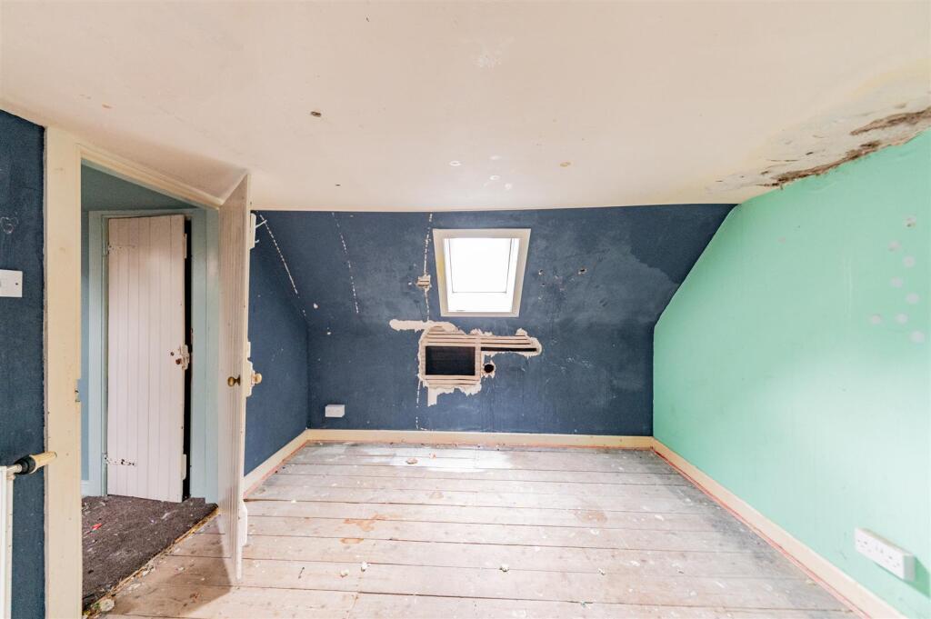 5 James Street Alyth-10.JPG