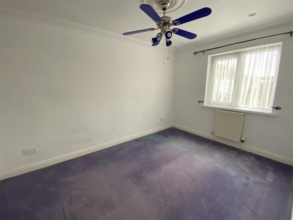 Bedroom no.2 front double: