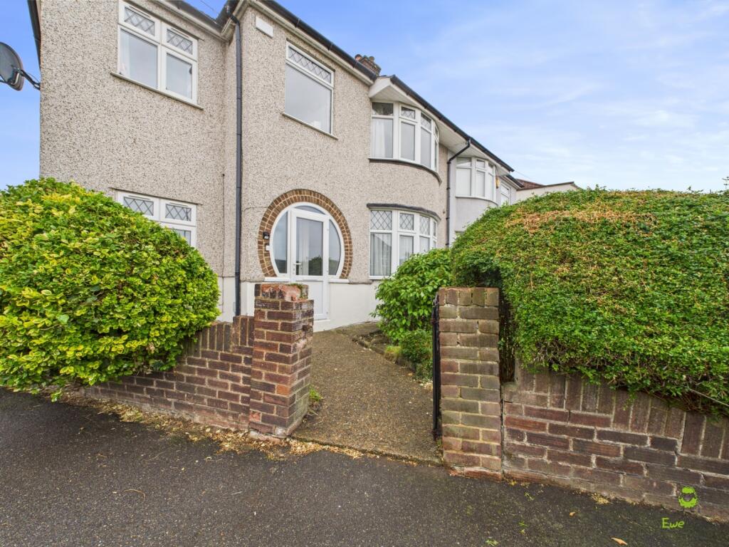 CAM03779G0-PR0238-STILL017