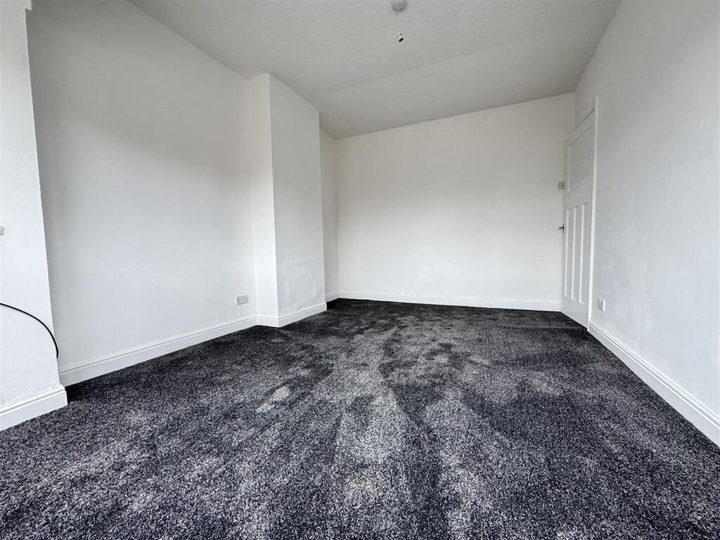 IMG_4085 (Large).JPG