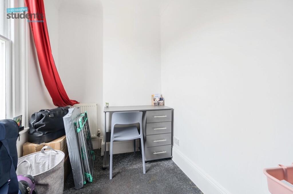 7c4a25cf-de4b-422...