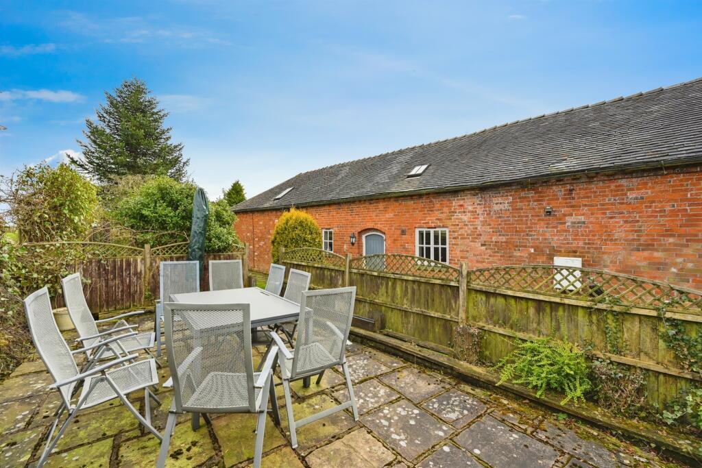 Rear Garden:
