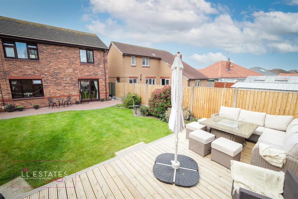 45 Bodelwyddan Ave-34.jpg