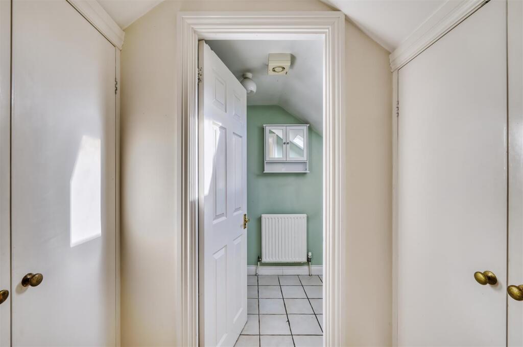 8 Jennings Close Higham-9.jpg