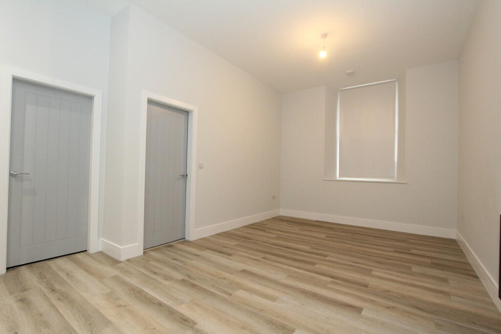 2025-10-01 15.42....