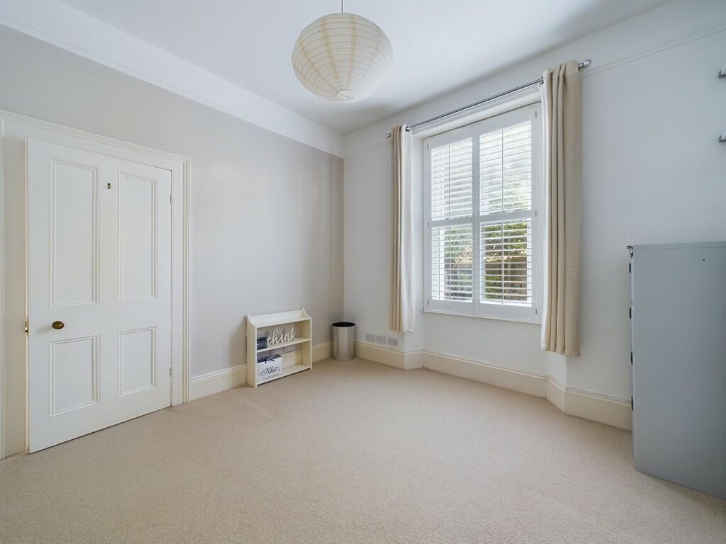 CAM02089G0-PR0326...