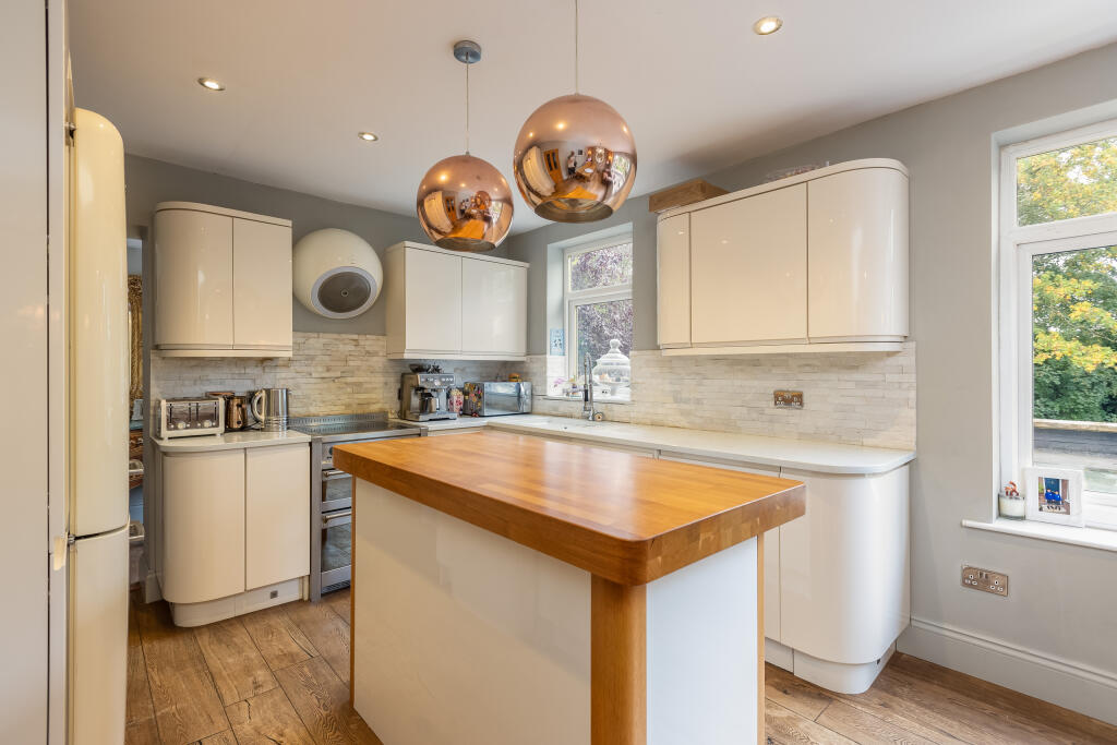 Welham Road 13 Kitchen Dining Room-4