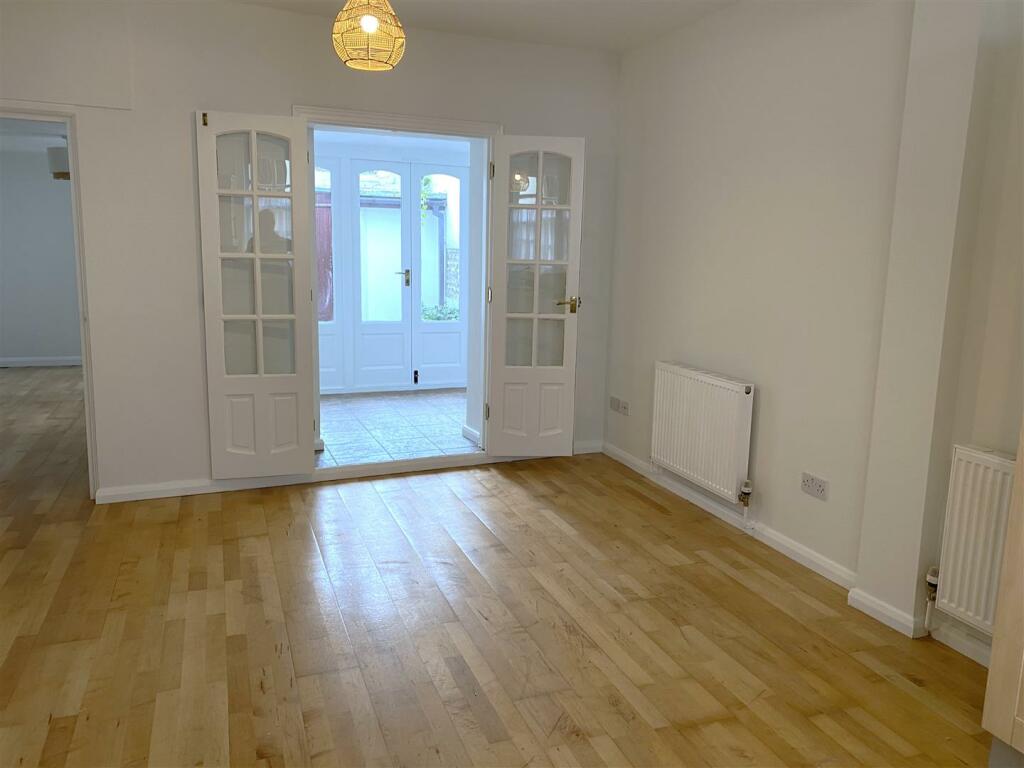 Living room.jpg