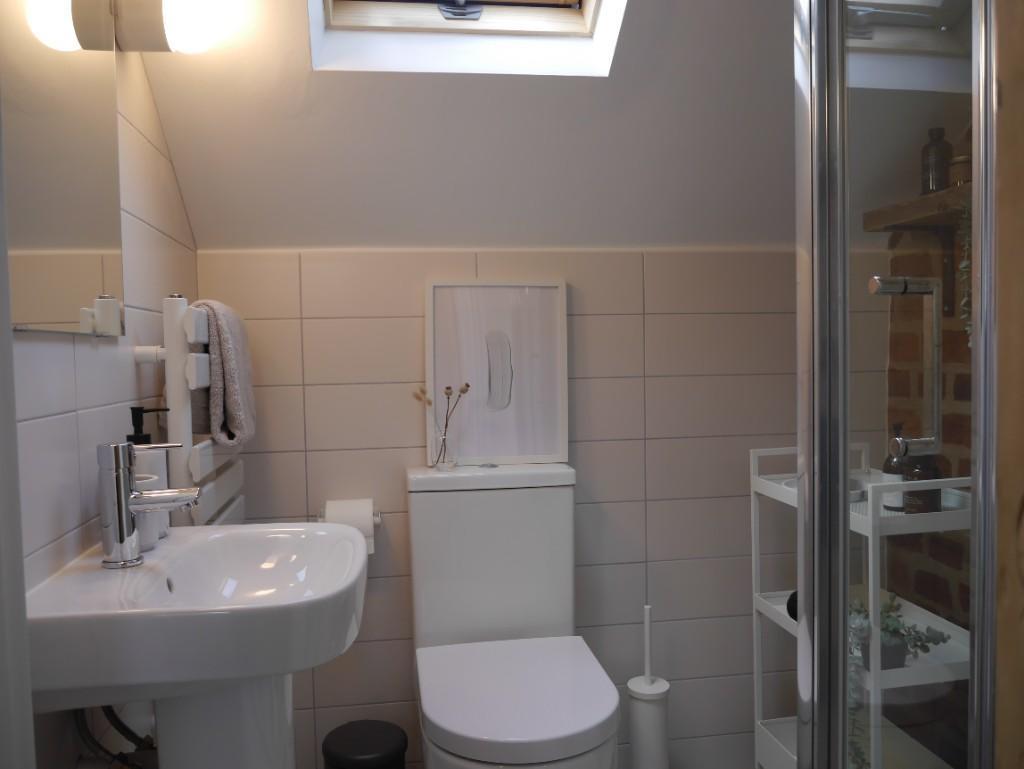 Attic ensuite