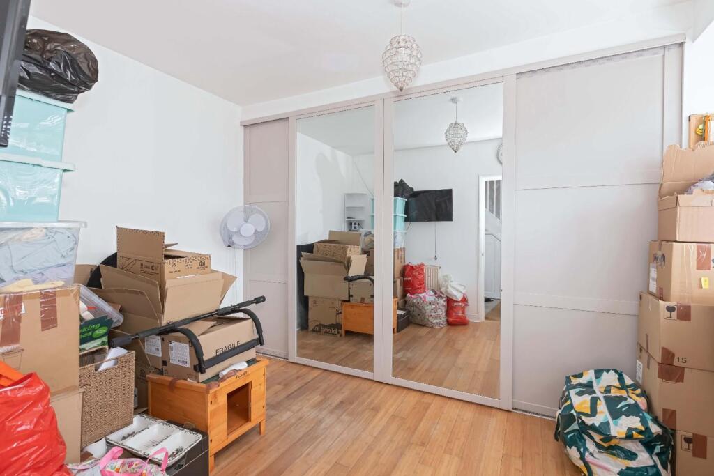 Bristol Avenue_7.jpg