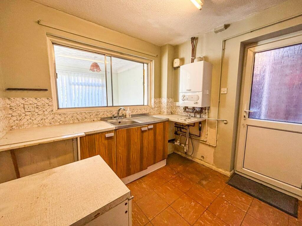 tlc_011147e2-0a78-42c1-9fd9-963a014904c0_b0ba556.j