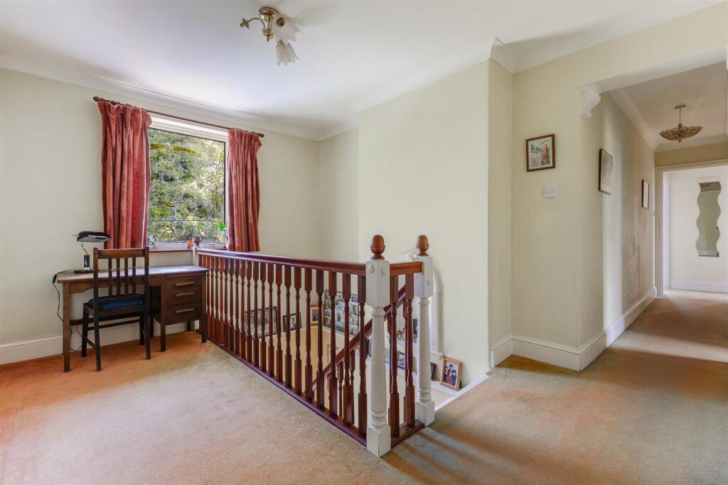 A28 - 14 Whitehill Road Newton Abbot - 250508.jpg