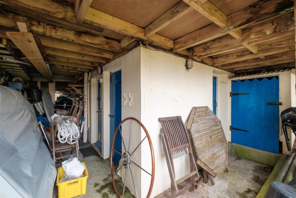Parry_418 New Road_Saltash-11.jpg