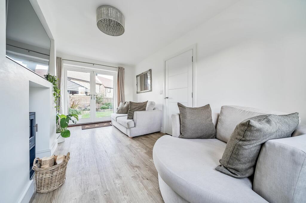 Living Room (3)