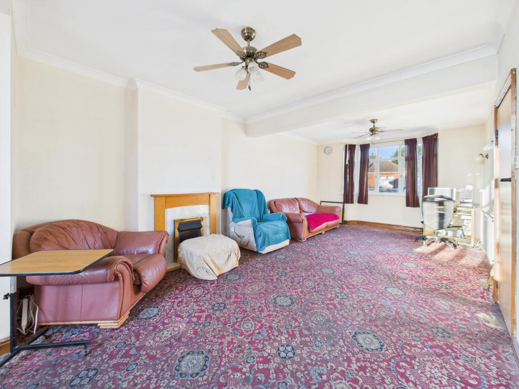 Living/Dining Room