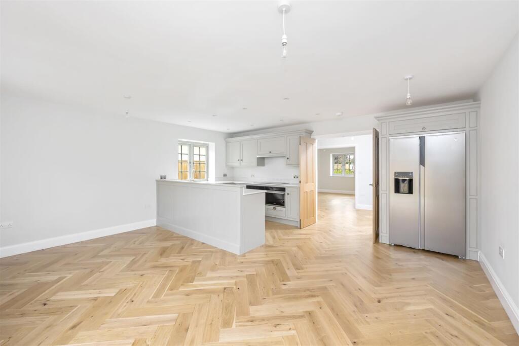 East Avenue, 6a-020.jpg