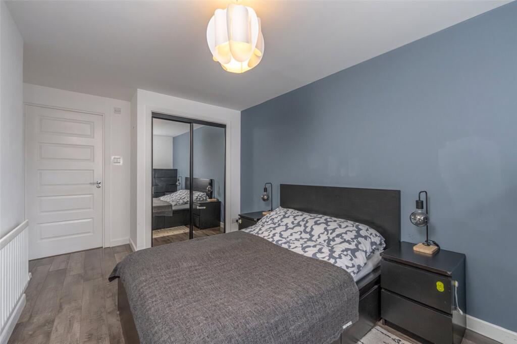 Bedroom 1 Alt