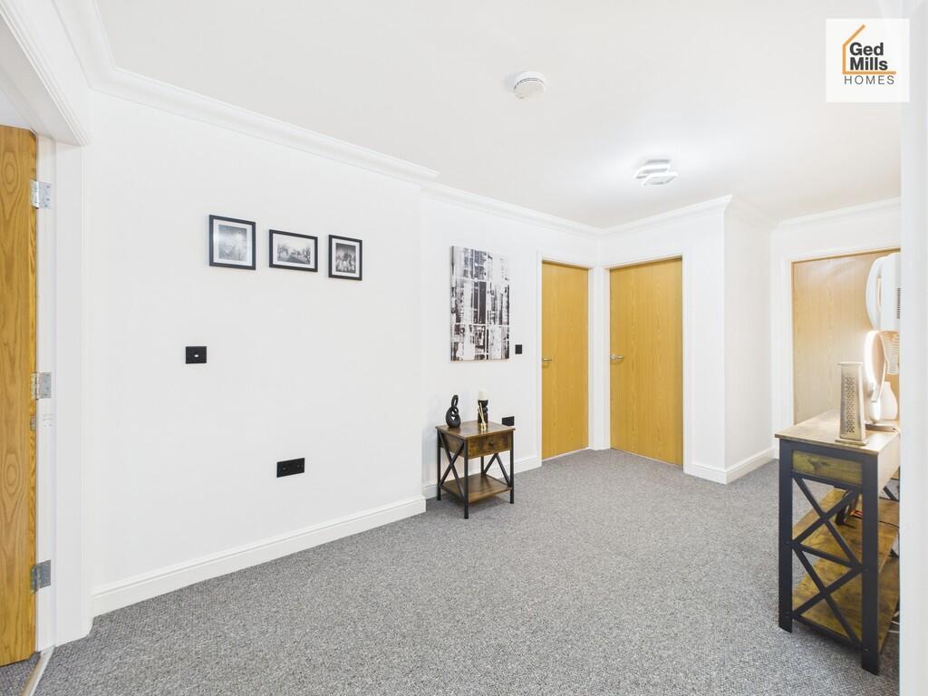 CAM04261G0-PR0111...