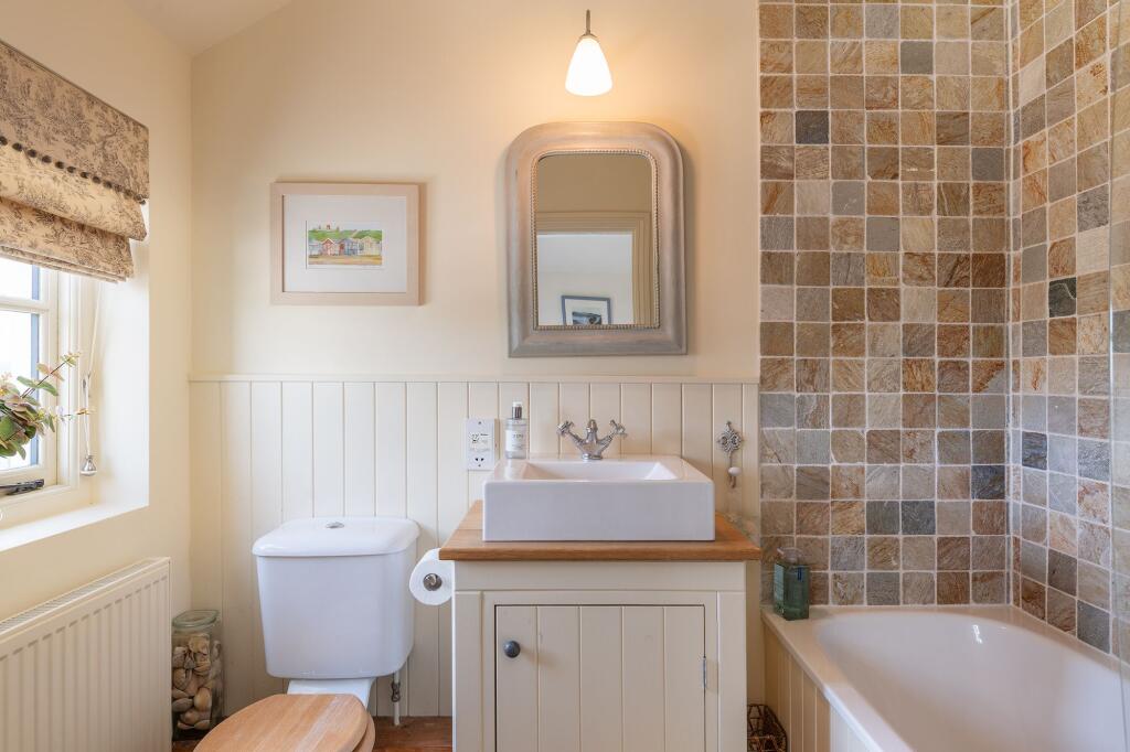 Bathroom_Dart View Cottage_Dittisham