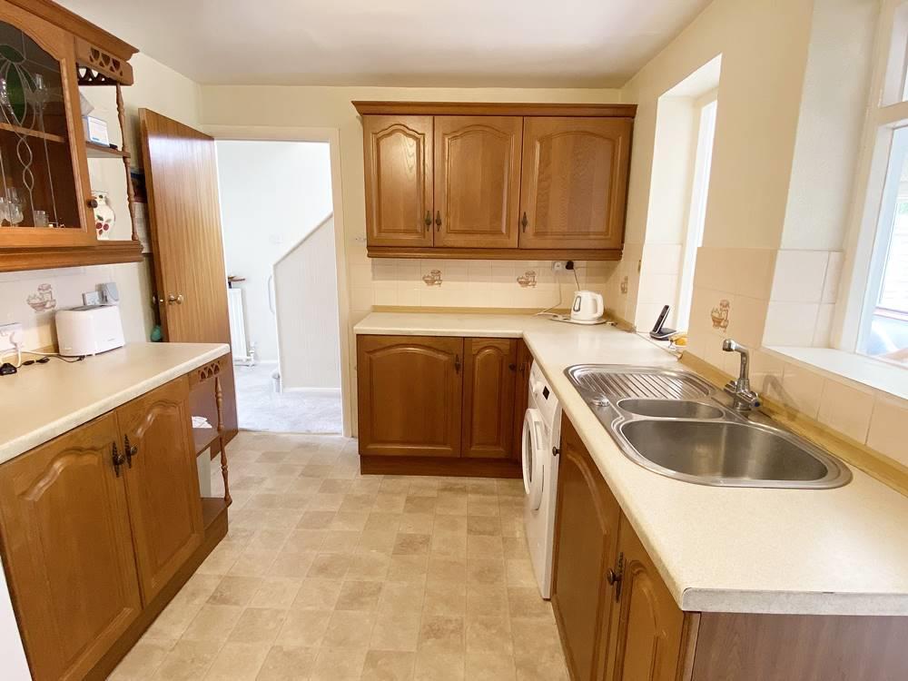 kitchen2.jpg